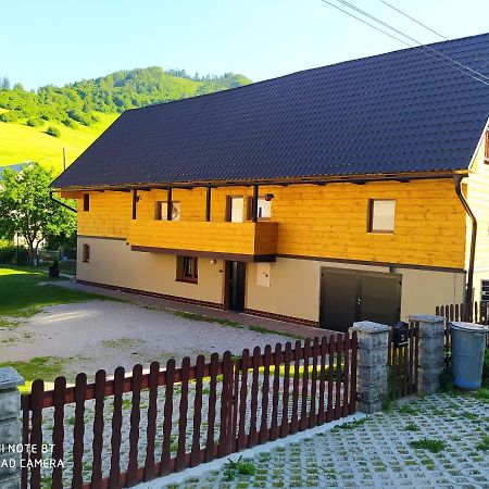 Chalupa Prazenica Liptovske Revuce ภายนอก รูปภาพ